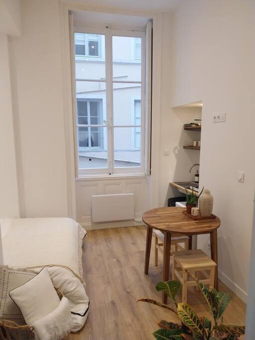 Appartement Place Des Terreaux Lyon Exterior photo